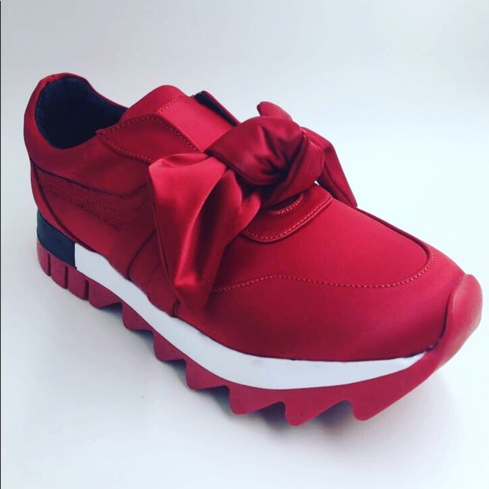 Seniorah Red Sneakers Size 9